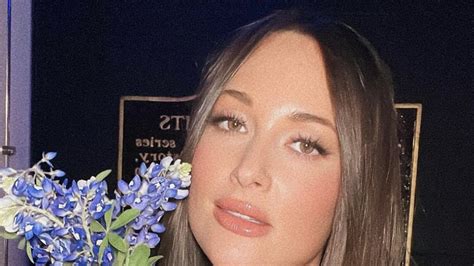 kacey musgrave nude|Kacey Musgraves Shares Muddy Nude Selfie